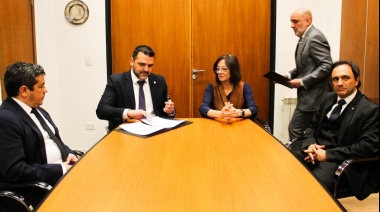 El STJ y la Municipalidad de Ushuaia firmaron un convenio de colaboración y asistencia