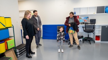 Gobierno entregó kit escolares a las infancias que asistentes al Centro Provincial de Rehabilitación