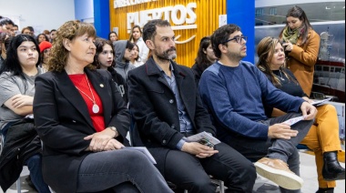 Jóvenes de toda la provincia son parte del XV Parlamento Juvenil del Mercosur 2024