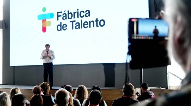 El gobernador Melella inauguró la primera Fábrica de Talento e Innovación