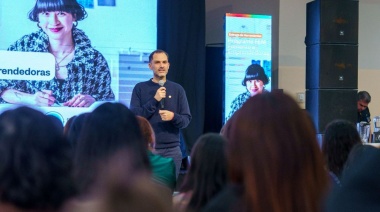 “Tenemos el gran desafío de construir comunidad y tejer redes de emprendedoras en toda la provincia”