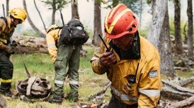 TDF envía brigadistas para combatir los incendios en el Parque Nacional Nahuel Huapi