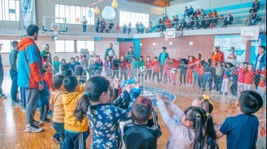Mil chicos y chicas de Ushuaia participarán en la colonia de verano del Instituto Municipal de Deportes