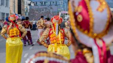 Histórica convocatoria de vecinos y vecinas en el “Carnaval del Fin Del Mundo 2025”