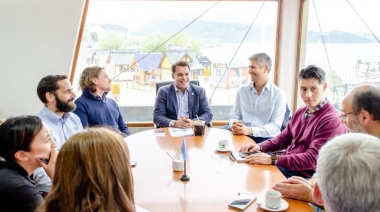 Ventura se reunió con funcionarios de la Embajada de Estados Unidos