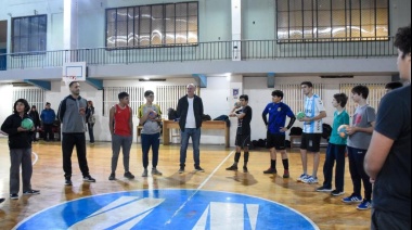Se puso en marcha la escuela de Handball del Instituto Municipal de Deportes
