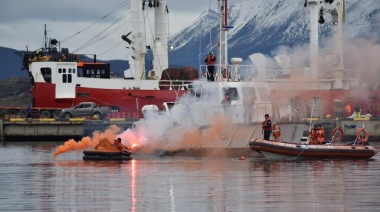 Prefectura realizó simulacro en aguas de la Bahía Ushuaia