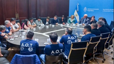 La reunión con De Mendiguren pasó a un cuarto intermedio