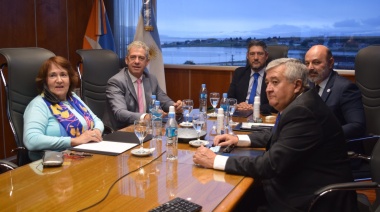 El Foro Patagónico promueve la continuidad de Battaini