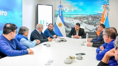 El Intendente Vuoto se reunió con taxistas para garantizar el transporte público legal