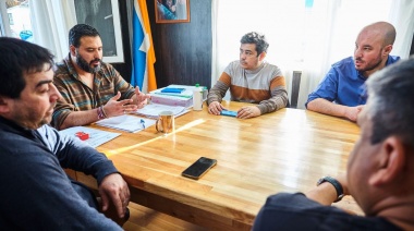 Reunión entre la Municipalidad y la DPOSS para optimizar la distribución de agua