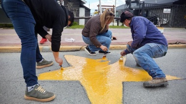 Familiares de víctimas de tránsito repintaron Estrellas Amarillas