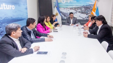 Reunión de trabajo del Intendente Walter Vuoto con senadores, diputados y legisladores provinciales