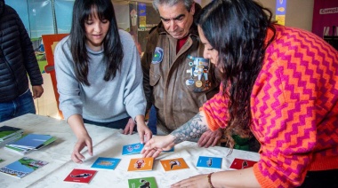 Se presentó la muestra “Zamba conoce Malvinas” en el Museo de la Ciudad