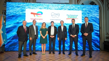 Melella dijo presente en lanzamiento del proyecto gasífero Fénix