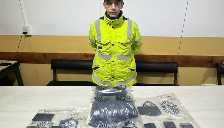 La policía recuperó celulares robados en un comercio