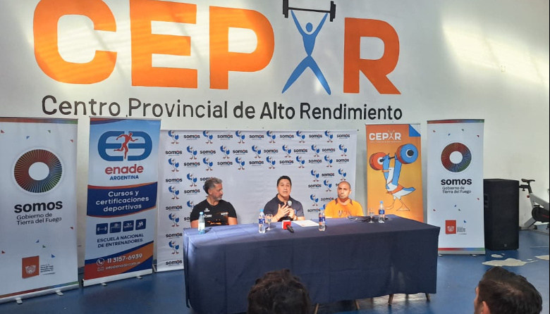 Se firmó un acuerdo con ENADE para fortalecer la capacitación deportiva en Tierra del Fuego