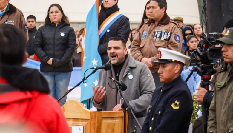 "La Causa Malvinas nos une y está por encima de cualquier diferencia política"