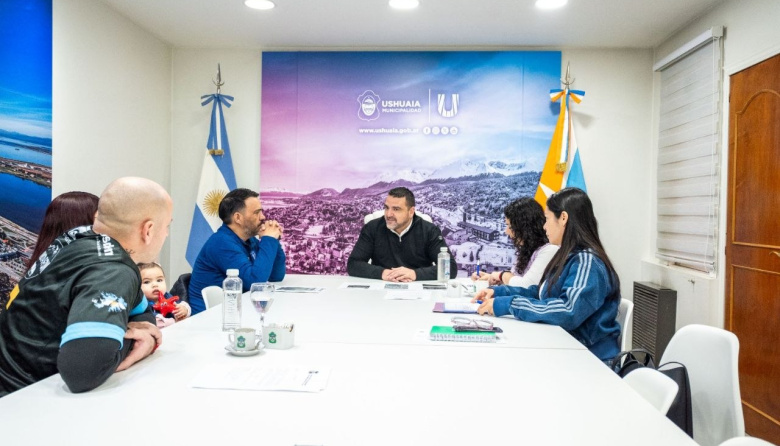 Se recibió a representantes de AATEDyC y analizaron proyectos para fortalecer la actividad deportiva