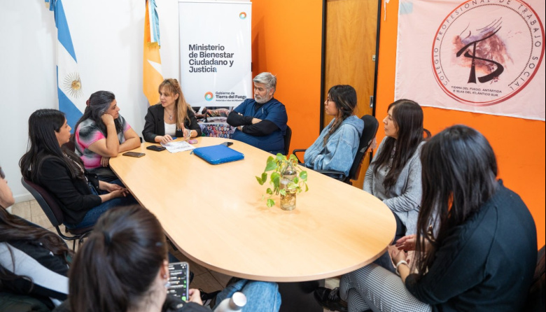 Se firmó un convenio con el Colegio de Trabajadores Sociales en el marco de la diplomatura contra las violencias de género