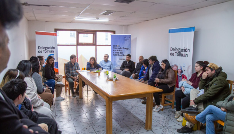 Se encabezó en Tolhuin una mesa de trabajo con vecinos por el subsidio al GLP