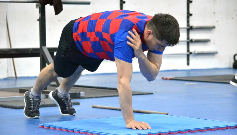 Gobierno invita a jóvenes a sumarse a las clases de acondicionamiento físico en la Casa del Deporte