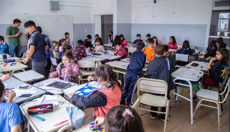 El Gobierno Provincial puso en marcha el programa de fortalecimiento educativo