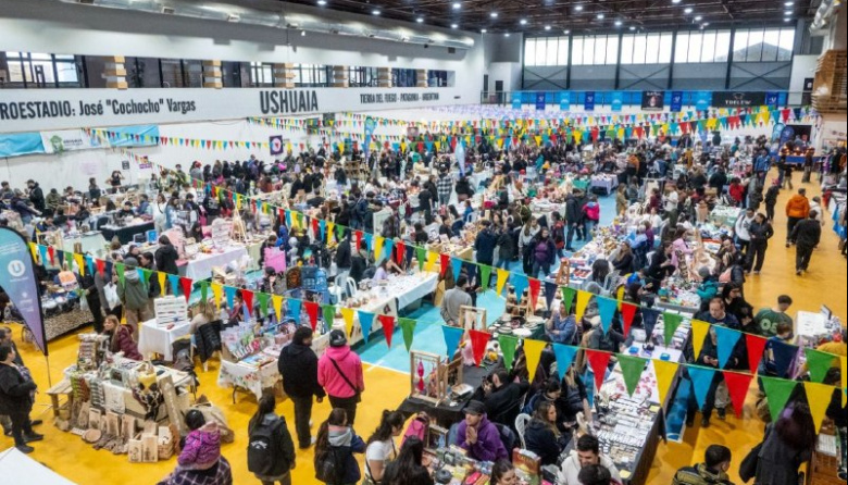 Vecinos de Ushuaia volvieron a decir presente en la Expo Emprendiendo y el Mercado Concentrador