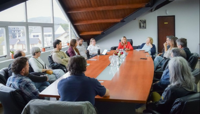 El Municipio dialogó con vecinos por la obra de los Ñires
