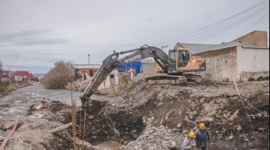 Avanzan los trabajos en el sector donde se construirá el nuevo puente sobre el Arroyo Grande