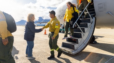 Arribaron brigadistas nacionales para sumarse a la lucha contra el incendio en el Corazón de la Isla