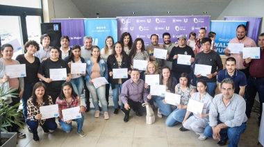 Entregaron certificados a vecinos y vecinas de Ushuaia que se formaron en oficios