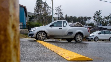 El Municipio de Ushuaia repone reductores de velocidad en distintos Sectores de la Ciudad