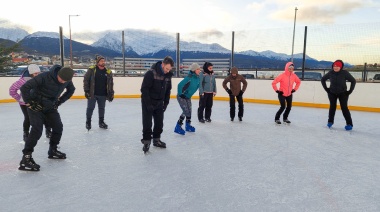 Con gran convocatoria se desarrolló el Curso Básico de Patinaje sobre Hielo
