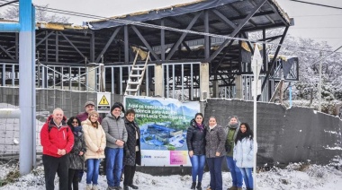 Funcionarios municipales y nacionales recorrieron la obra de la residencia para adultos mayores