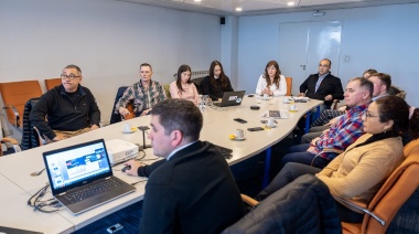 Autoridades de Gobierno se reunieron con representantes de YPF
