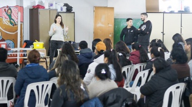 Se realizó una capacitación sobre higiene y seguridad a alumnos de Enfermería del CENT N°11