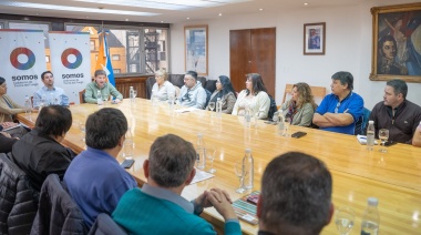 El Gobernador Melella convocó a los gremios estatales para abordar la cuestión salarial