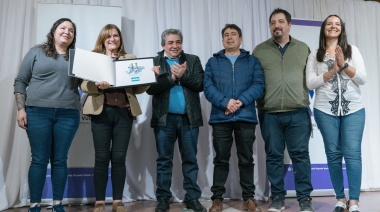 La periodista Mirta Kaszuba recibió un reconocimiento por su trayectoria