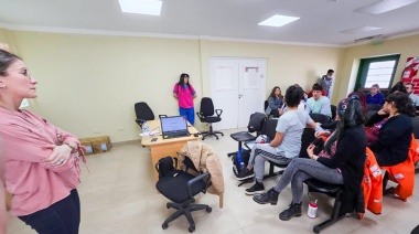 Enfermeros de APS zona norte recibieron capacitación en prevención del suicidio
