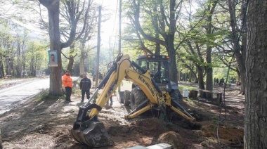 Realizan trabajos en la plaza “Nunca Jamás” del barrio Dos Banderas