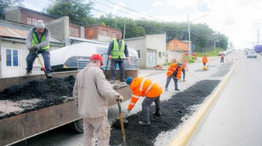 La Municipalidad de Ushuaia inició los trabajos de mantenimiento de Avenida Magallanes