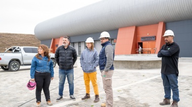 Castillo supervisó los trabajos del último tramo de la obra del nuevo microestadio