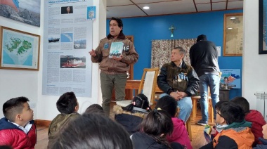 Alumnos de la Escuela Nº 13 de Ushuaia visitaron el Espacio Pensar Malvinas
