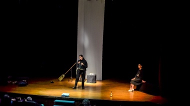 Municipalidad de Ushuaia llevó adelante el cierre del ciclo “Teatro por Mujeres” en la Sala Niní Marshall