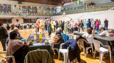 Se realizó el cierre de actividades de la colonia de verano para adultos mayores