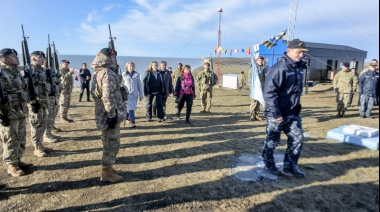 Gobierno acompañó la ceremonia de inauguración de las nuevas instalaciones del Puesto de Vigilancia y Control del Tráfico Marítimo en Hito 1
