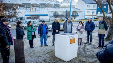 La Municipalidad de Ushuaia participó del acto por el Día del Periodista en la plazoleta José Luis Cabezas