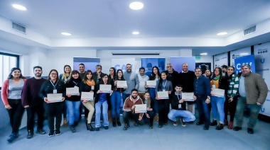 Se entregó certificados de capacitación trabajadores y trabajadoras del Centro de Atención Vecinal