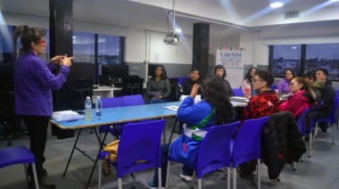 La Municipalidad de Ushuaia capacita en Lengua de Señas Argentinas a trabajadores y trabajadoras del IMD